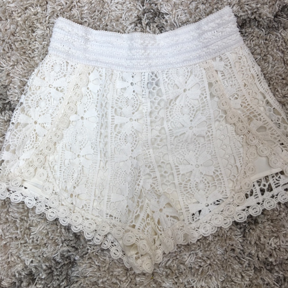 🦚Romeo &Juliet Couture Shorts White S